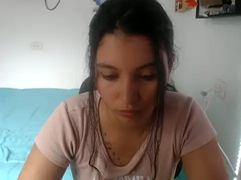 Snapshot of HannaKlein chatting on 10-02-25, 05:53 HannaKlein online show from 10-02-25, 05:53