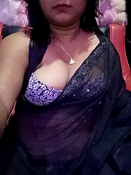 Snapshot of ella_mariya chatting on 06-06-26, 10:53 ella mariya online show from 06-06-26, 10:53