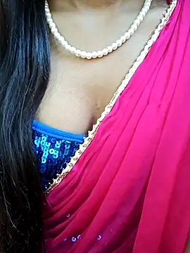 Snapshot of Rashmi_Singhal chatting on 02-18-25, 06:26 Rashmi Singhal online show from 02-18-25, 06:26