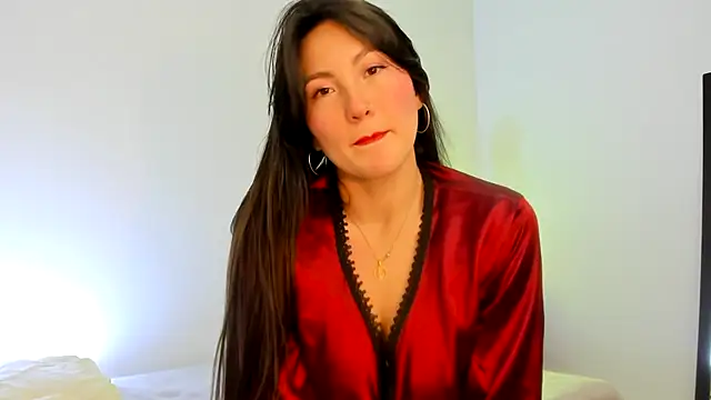 Elle Lee  online show from 01-03-25, 11:23