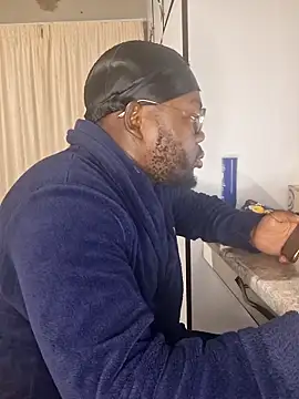 LaughRiotX online show from 04-23-26, 12:01