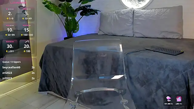 Snapshot of Elise_Diamond chatting on 01-11-25, 04:06 Elise Diamond online show from 01-11-25, 04:06