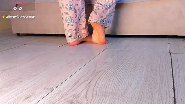 Snapshot of Elise_Diamond chatting on 03-16-25, 07:26 Elise Diamond online show from 03-16-25, 07:26