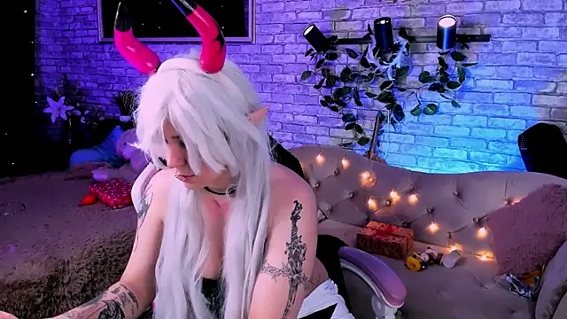 Snapshot of Alex_Howell chatting on 01-06-25, 02:26 Alex Howell online show from 01-06-25, 02:26