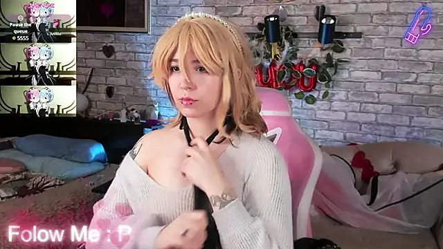 Snapshot of Alex_Howell chatting on 02-25-25, 08:41 Alex Howell online show from 02-25-25, 08:41