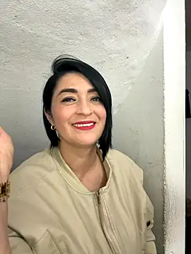 karenlennox1 online show from 11-12-25, 01:50