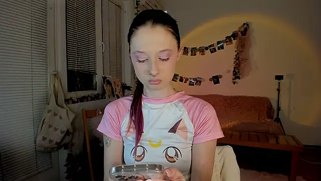 Snapshot of Jenny_darling_love chatting on 01-03-25, 07:07 Jenny darling love online show from 01-03-25, 07:07