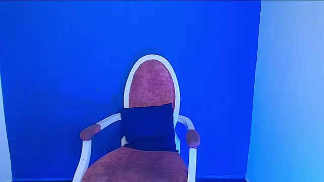 Snapshot of emilybaboo chatting on 02-01-25, 08:37 emilybaboo online show from 02-01-25, 08:37