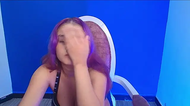 Snapshot of emilybaboo chatting on 02-04-25, 01:06 emilybaboo online show from 02-04-25, 01:06