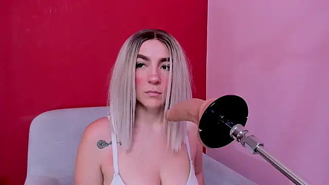 Snapshot of Kate_bunny_ chatting on 02-21-26, 10:16 Kate bunny online show from 02-21-26, 10:16