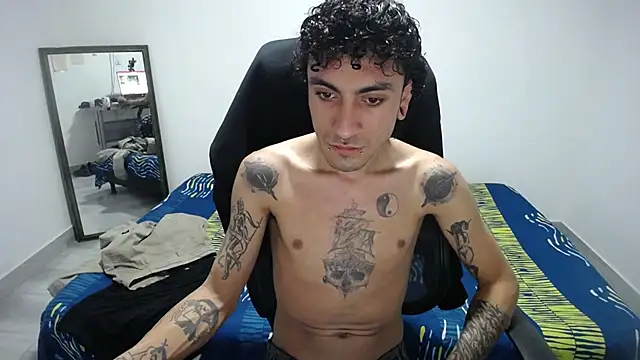 Snapshot of present_the_magic chatting on 03-21-26, 07:06 present the magic online show from 03-21-26, 07:06