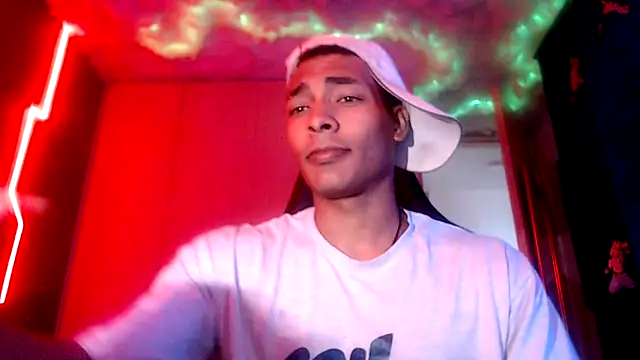 Snapshot of Jhonyblack_1 chatting on 12-03-25, 07:12 Jhonyblack 1 online show from 12-03-25, 07:12