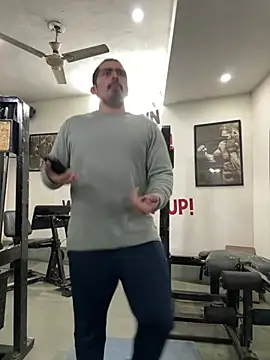 shivani0999 online show from 01-14-26, 12:49