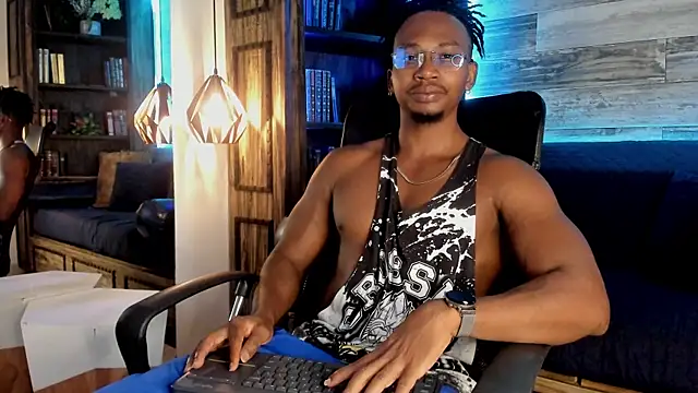 Snapshot of JamalMyst chatting on 10-24-25, 03:36 JamalMyst online show from 10-24-25, 03:36