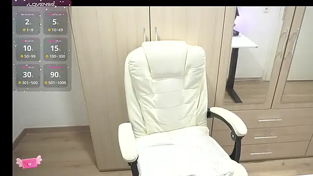 Snapshot of Billly1Love chatting on 02-18-25, 10:58 Billly1Love online show from 02-18-25, 10:58