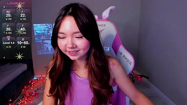 Snapshot of Fluffy_Rose chatting on 11-03-25, 03:13 Fluffy Rose online show from 11-03-25, 03:13