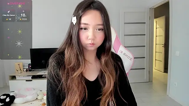 Snapshot of Fluffy_Rose chatting on 05-21-26, 03:02 Fluffy Rose online show from 05-21-26, 03:02