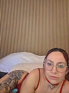 ladoucedu34 online show from 04-04-26, 03:09