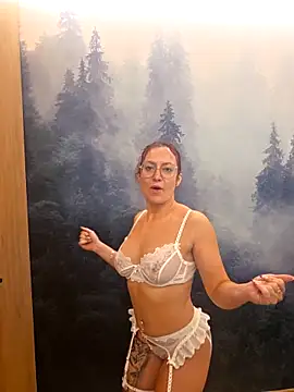 ladoucedu34 online show from 05-19-26, 02:56