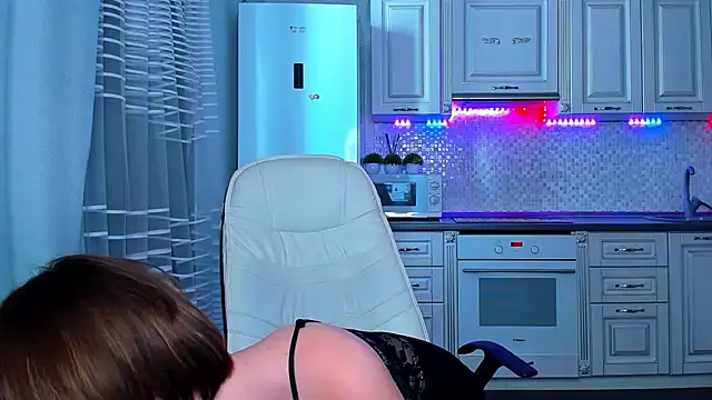 Snapshot of mirrorofsoul chatting on 02-25-25, 08:25 mirrorofsoul online show from 02-25-25, 08:25