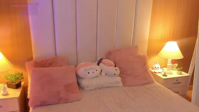 CaseyPiierce online show from 11-28-25, 08:55