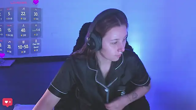 bonnie moon  online show from 03-20-26, 07:08