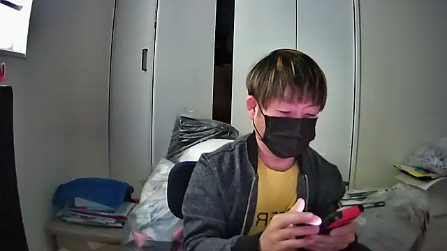 Osikokusama online show from 11-18-25, 01:33