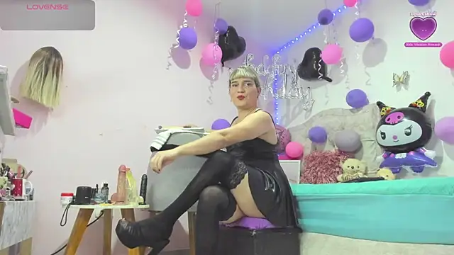 Snapshot of tania_lucia1 chatting on 10-13-25, 10:54 tania lucia1 online show from 10-13-25, 10:54