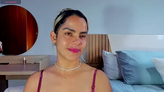 ClaraMariaMon online show from 03-09-25, 05:28