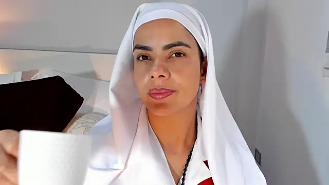 Snapshot of ClaraMariaMon chatting on 07-23-26, 03:21 ClaraMariaMon online show from 07-23-26, 03:21