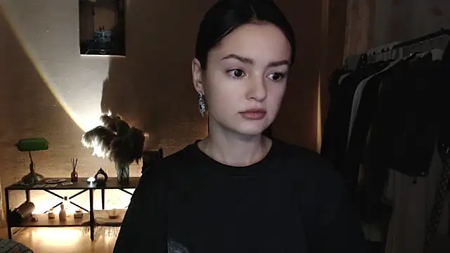 CuteRuby99 online show from 11-09-25, 04:27