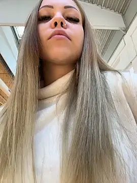 Highschoolpussy online show from 11-18-25, 10:09