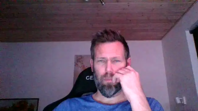 Snapshot of Gotta1 chatting on 12-20-24, 11:16 Gotta1 online show from 12-20-24, 11:16