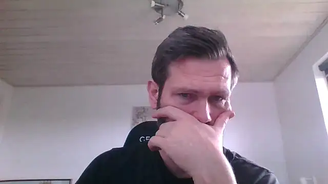 Snapshot of Gotta1 chatting on 02-02-25, 12:13 Gotta1 online show from 02-02-25, 12:13