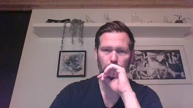 Snapshot of Gotta1 chatting on 02-21-25, 11:21 Gotta1 online show from 02-21-25, 11:21