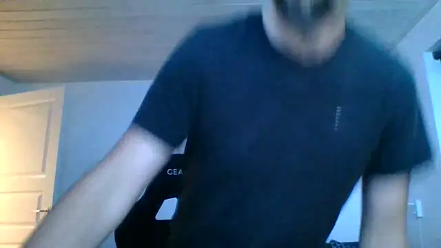 Snapshot of Gotta1 chatting on 02-25-25, 05:04 Gotta1 online show from 02-25-25, 05:04