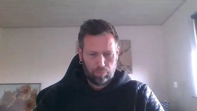 Snapshot of Gotta1 chatting on 03-21-25, 01:23 Gotta1 online show from 03-21-25, 01:23