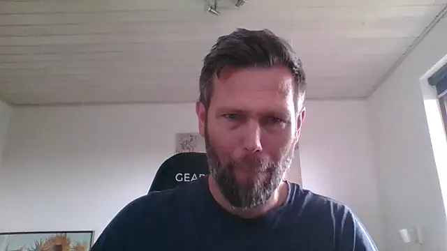 Snapshot of Gotta1 chatting on 10-07-25, 12:46 Gotta1 online show from 10-07-25, 12:46