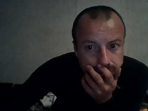 Snapshot of Nikolaiyy chatting on 12-04-25, 12:42 Nikolaiyy online show from 12-04-25, 12:42