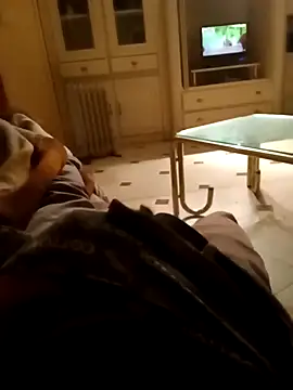 Snapshot of rush6983 chatting on 02-02-25, 06:37 rush6983 online show from 02-02-25, 06:37