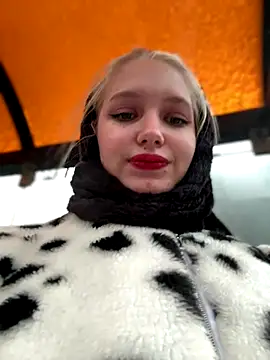 Milkyy wway online show from 12-06-24, 07:43