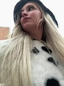 Milkyy wway online show from 03-02-25, 07:54