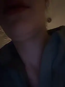 Snapshot of Lolitaxlola chatting on 11-27-25, 03:58 Lolitaxlola online show from 11-27-25, 03:58