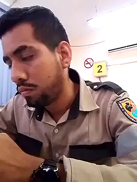 Snapshot of EnriquePersian197 chatting on 01-02-25, 10:11 EnriquePersian197 online show from 01-02-25, 10:11