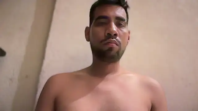 Snapshot of EnriquePersian197 chatting on 02-16-25, 02:42 EnriquePersian197 online show from 02-16-25, 02:42