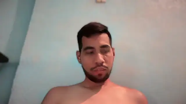 Snapshot of EnriquePersian197 chatting on 02-21-25, 04:16 EnriquePersian197 online show from 02-21-25, 04:16