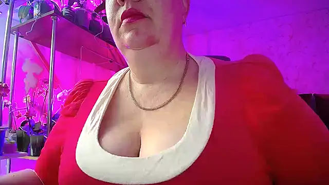 Snapshot of _Sweet_Woman chatting on 03-17-25, 04:19  Sweet Woman online show from 03-17-25, 04:19