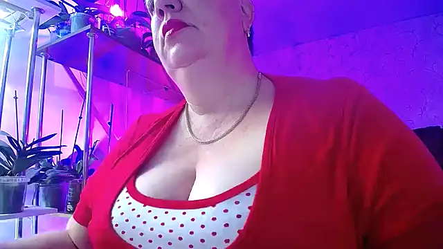  Sweet Woman online show from 11-10-25, 05:28