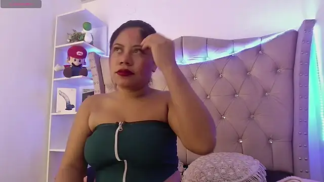Sweet Orianaa online show from 06-03-26, 06:02