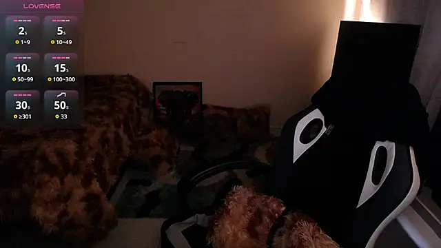 Snapshot of goddess_valXX chatting on 09-21-25, 03:24 goddess valXX online show from 09-21-25, 03:24